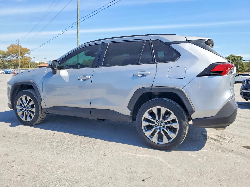 2019 Toyota Rav4 მანქანა იყიდება აუქციონზე, vin: 2T3C1RFV8KC011880, აუქციონის ნომერი: 70928726