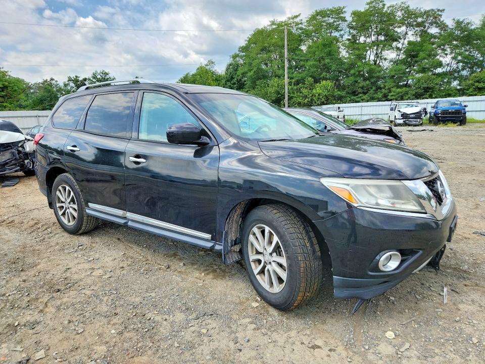 68044746 :رقم المزاد ، 5N1AR2MMXFC722923 vin ، 2015 Nissan Pathfinder مزاد بيع