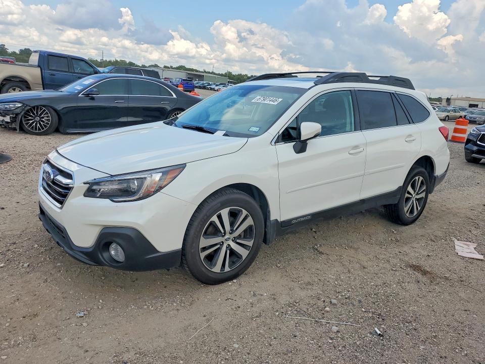 Auction sale of the 2018 Subaru Outback, vin: 4S4BSANC7J3352600, lot number: 67901446