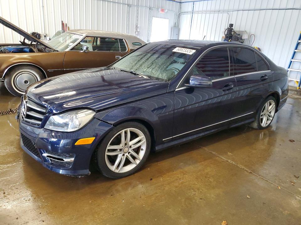 Продаж на аукціоні авто 2014 Mercedes-benz C, vin: WDDGF4HB5EG253569, номер лоту: 68523326