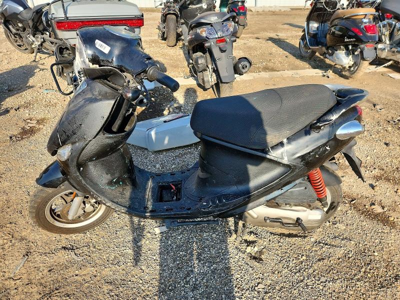 67306726 :رقم المزاد ، RFVPAP5A3P1134307 vin ، 2023 Genuine Scooter Co. Buddy مزاد بيع