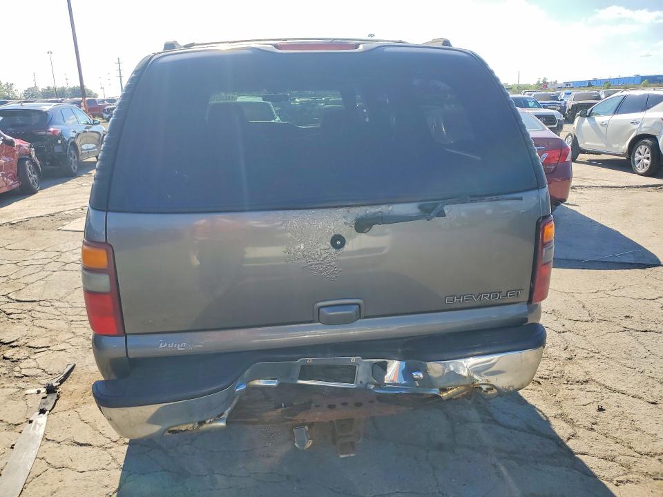 68579716 :رقم المزاد ، 3GNFK16T91G145103 vin ، 2001 Chevrolet Suburban مزاد بيع