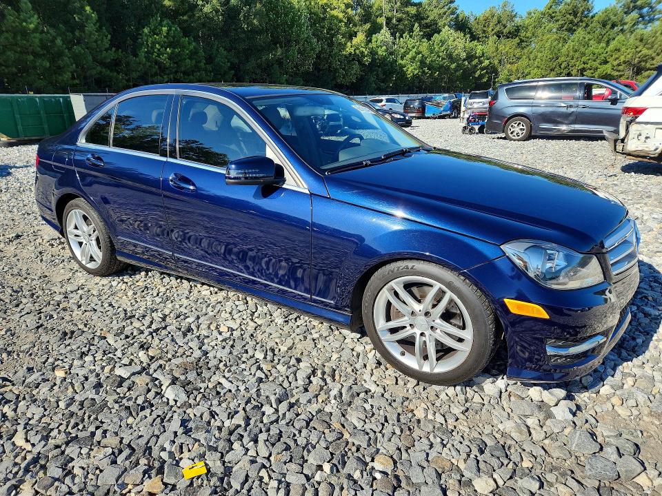 68136346 :رقم المزاد ، WDDGF8AB9DR245592 vin ، 2013 Mercedes-benz C مزاد بيع