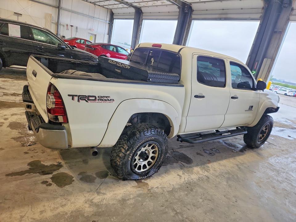 Продажа на аукционе авто 2013 Toyota Tacoma, vin: 3TMLU4EN8DM112366, номер лота: 70308866