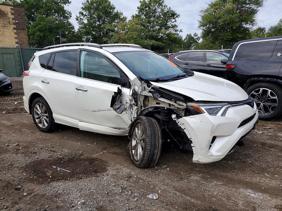 2017 Toyota Rav4 მანქანა იყიდება აუქციონზე, vin: 2T3DFREVXHW651846, აუქციონის ნომერი: 70340096
