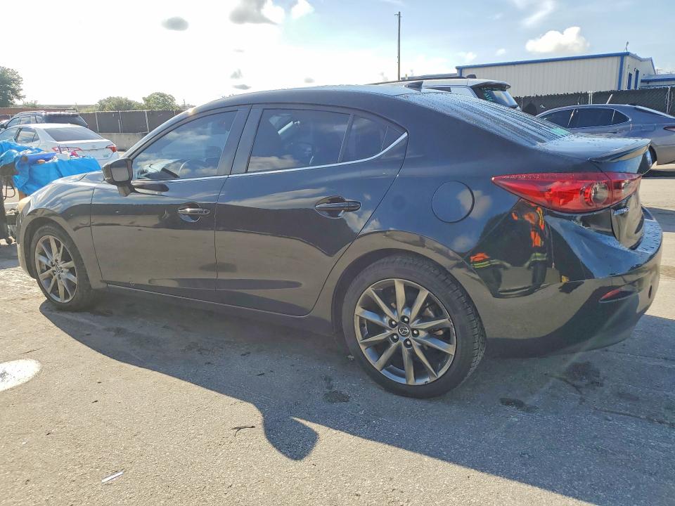 Продаж на аукціоні авто 2018 Mazda 3, vin: 3MZBN1V32JM266151, номер лоту: 69080486
