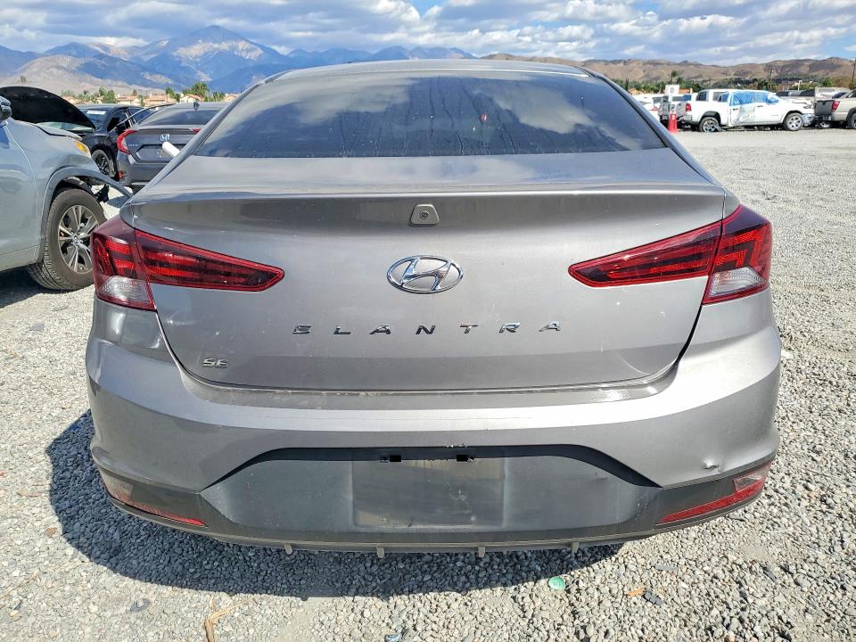 2020 Hyundai Elantra მანქანა იყიდება აუქციონზე, vin: KMHD74LF0LU108289, აუქციონის ნომერი: 70373846