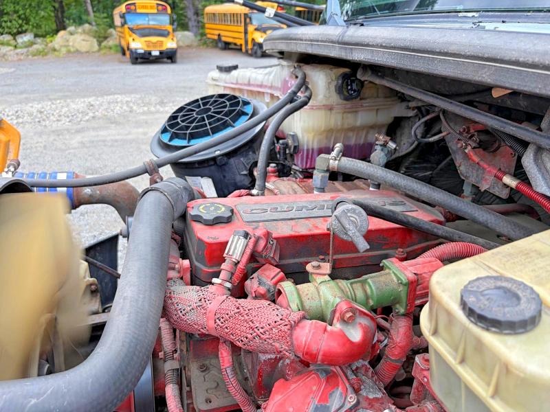 Продаж на аукціоні авто 2015 Freightliner Chassis, vin: 4UZABRDU7FCFW9496, номер лоту: 68632356
