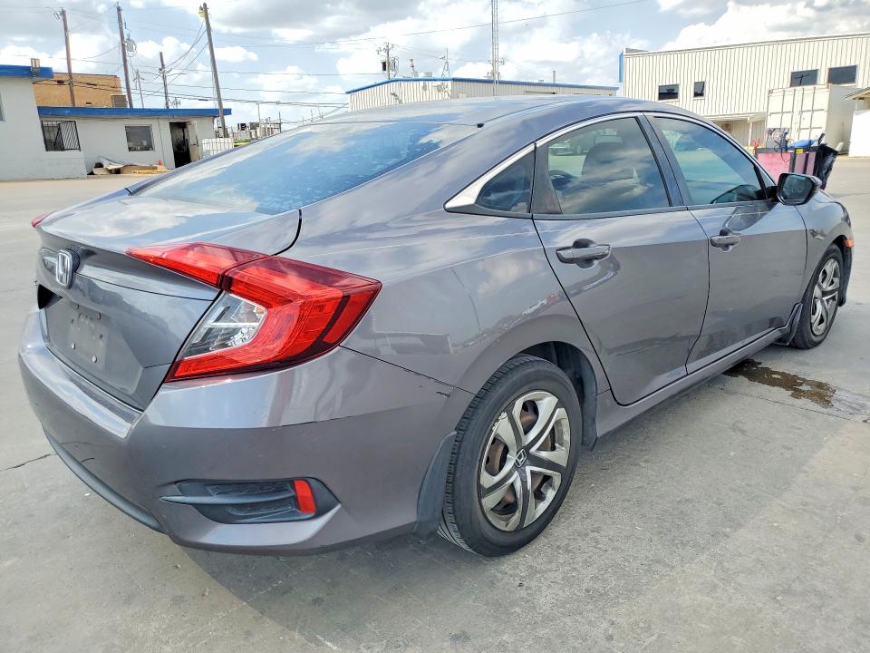 Продажа на аукционе авто 2018 Honda Civic, vin: 19XFC2F58JE020036, номер лота: 70855776