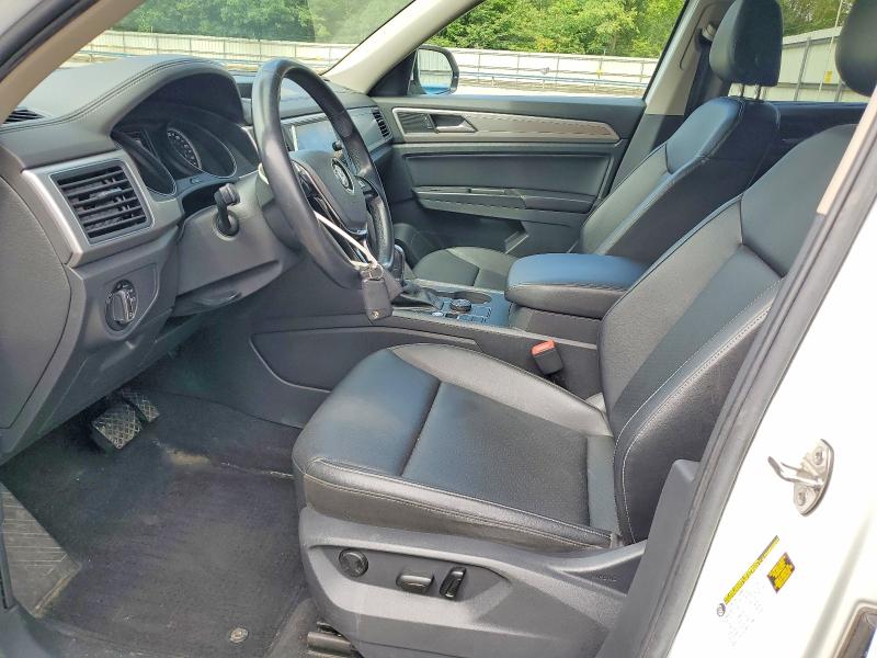 68402986 :رقم المزاد ، 1V2KR2CAXJC570441 vin ، 2018 Volkswagen Atlas مزاد بيع