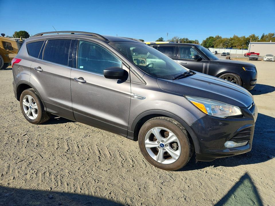 2014 Ford Escape მანქანა იყიდება აუქციონზე, vin: 1FMCU0GX0EUB09560, აუქციონის ნომერი: 70543736