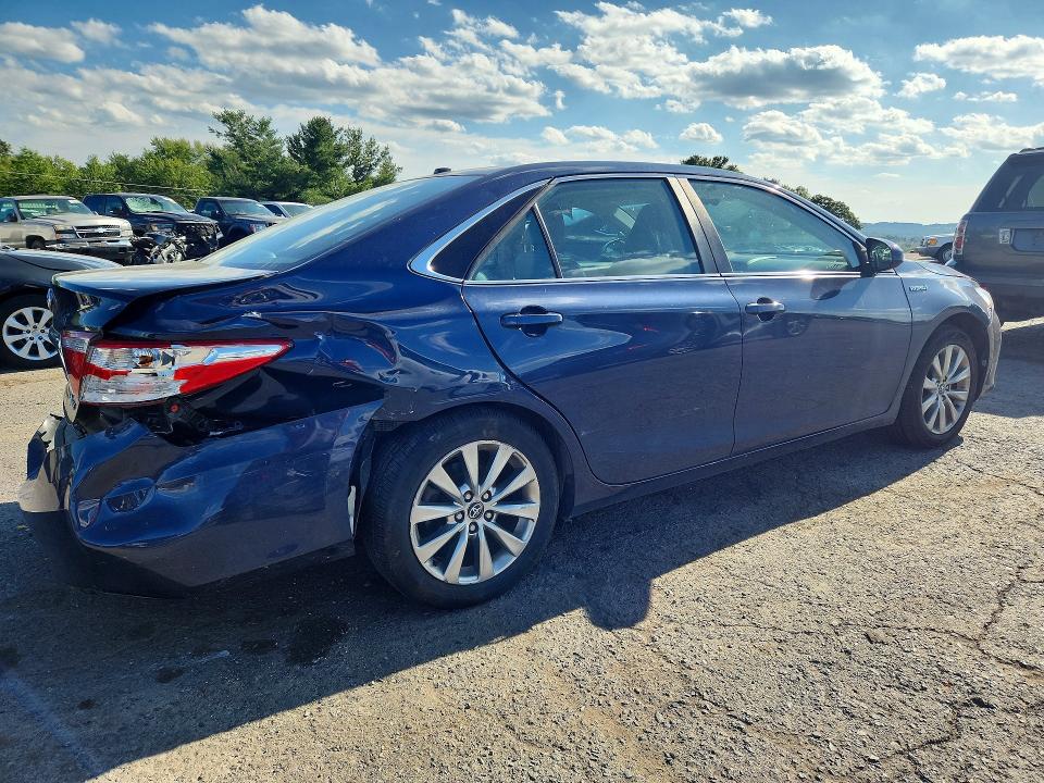 68446996 :رقم المزاد ، 4T1BD1FK8HU204573 vin ، 2017 Toyota Camry Hybrid مزاد بيع