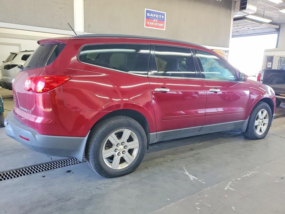Продажа на аукционе авто 2011 Chevrolet Traverse, vin: 1GNKVJED8BJ368894, номер лота: 70412326