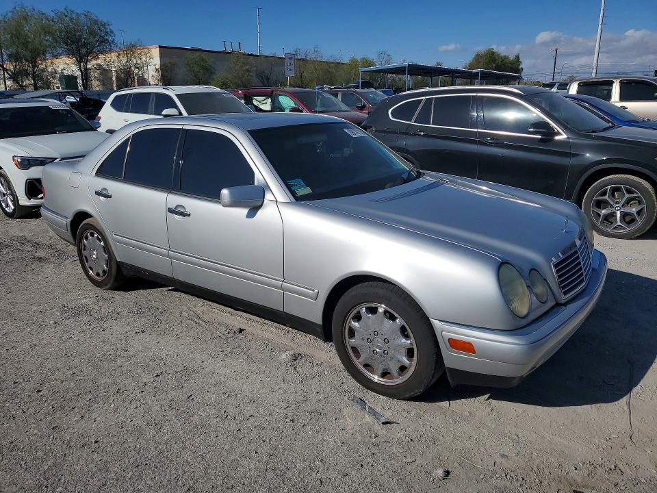Продаж на аукціоні авто 1999 Mercedes-benz E, vin: WDBJF65H8XA773127, номер лоту: 69070756