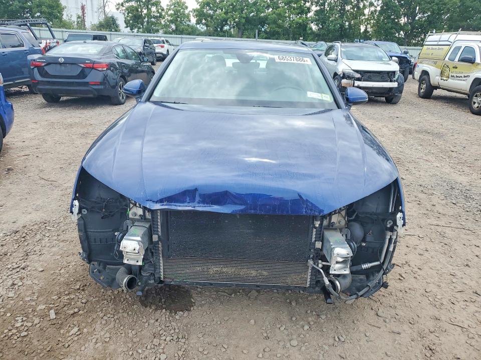Продажа на аукционе авто 2018 Audi A4, vin: WAUENAF47JN000909        , номер лота: 68537886