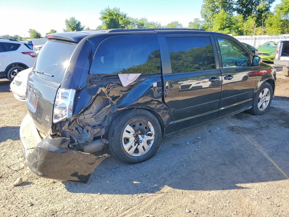 Продаж на аукціоні авто 2015 Dodge Grand Caravan, vin: 2C4RDGBG8FR640213, номер лоту: 68353196