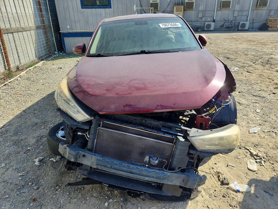 70673686 :رقم المزاد ، KM8J23A47JU610162 vin ، 2018 Hyundai Tucson مزاد بيع
