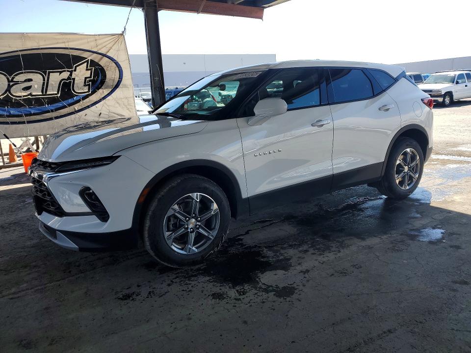 Продажа на аукционе авто 2025 Chevrolet Blazer, vin: 3GNKBHR47SS202389, номер лота: 69534926