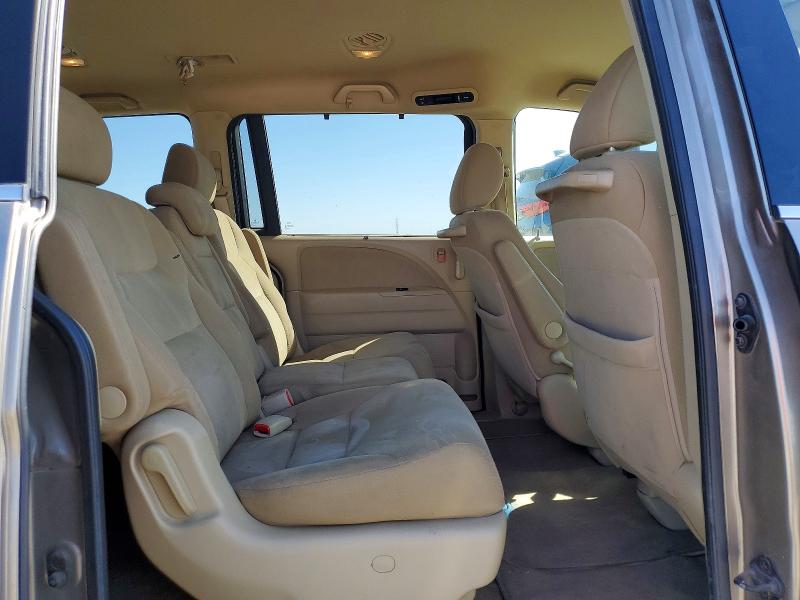 71268556 :رقم المزاد ، 5FNRL3H49AB038000 vin ، 2010 Honda Odyssey مزاد بيع