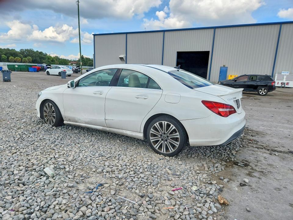 71238406 :رقم المزاد ، WDDSJ4EB6JN692119 vin ، 2018 Mercedes-benz Cla مزاد بيع