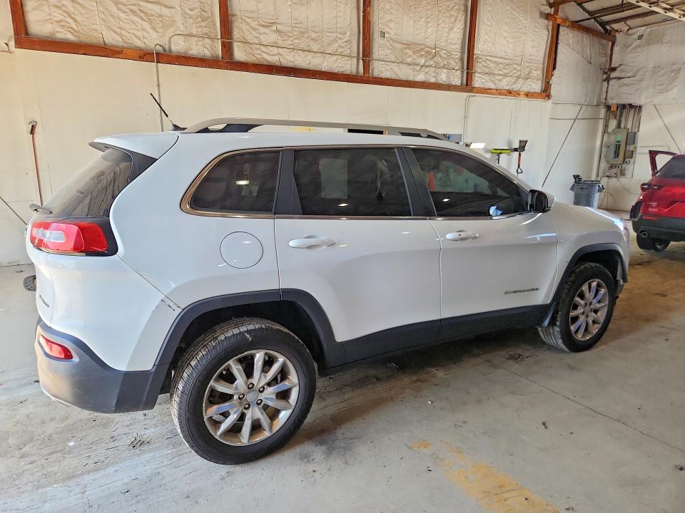 67422636 :رقم المزاد ، 1C4PJMDS9FW556487 vin ، 2015 Jeep Cherokee مزاد بيع