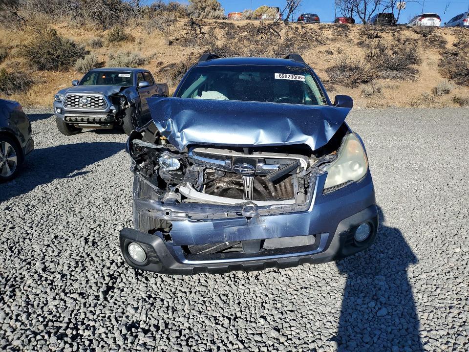 2014 Subaru Outback მანქანა იყიდება აუქციონზე, vin: 4S4BRBCC5E3215956, აუქციონის ნომერი: 69020806