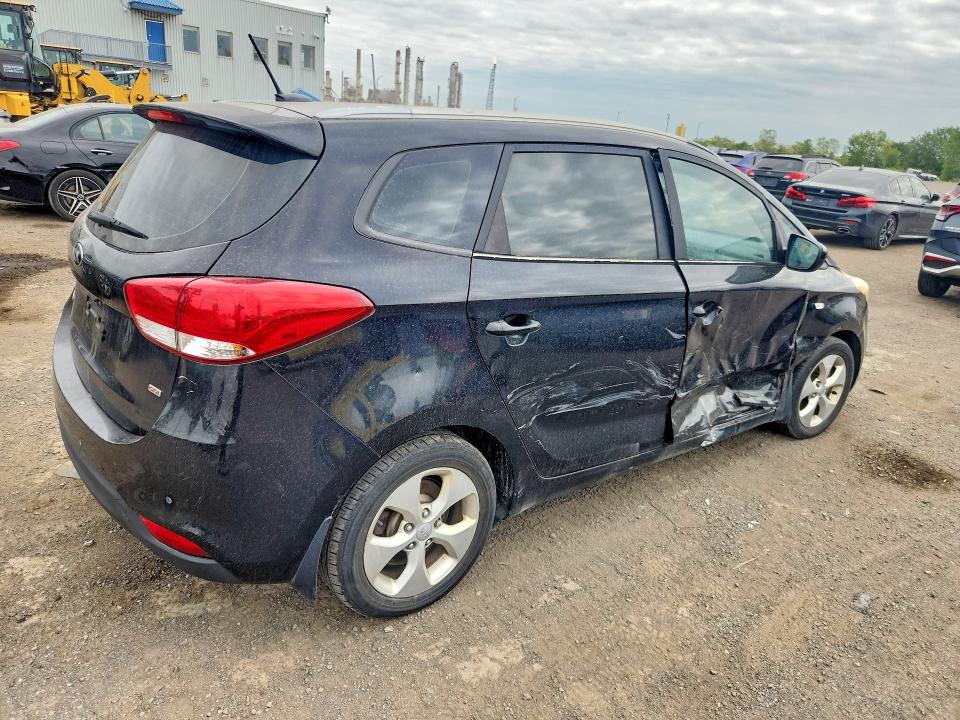 2015 Kia Rondo მანქანა იყიდება აუქციონზე, vin: KNAHT8A31F7083808, აუქციონის ნომერი: 69133886