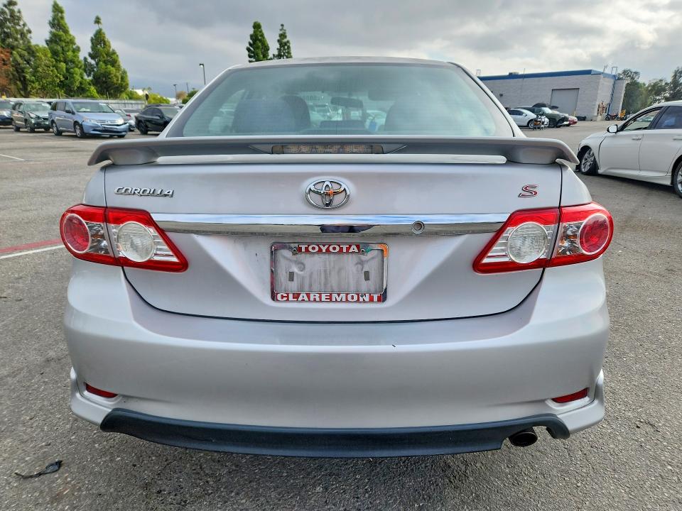 68882076 :رقم المزاد ، 2T1BU4EEXCC795593 vin ، 2012 Toyota Corolla مزاد بيع