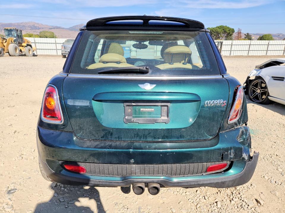 Продажа на аукционе авто 2008 Mini Cooper, vin: WMWMF73598TV38705, номер лота: 70307056