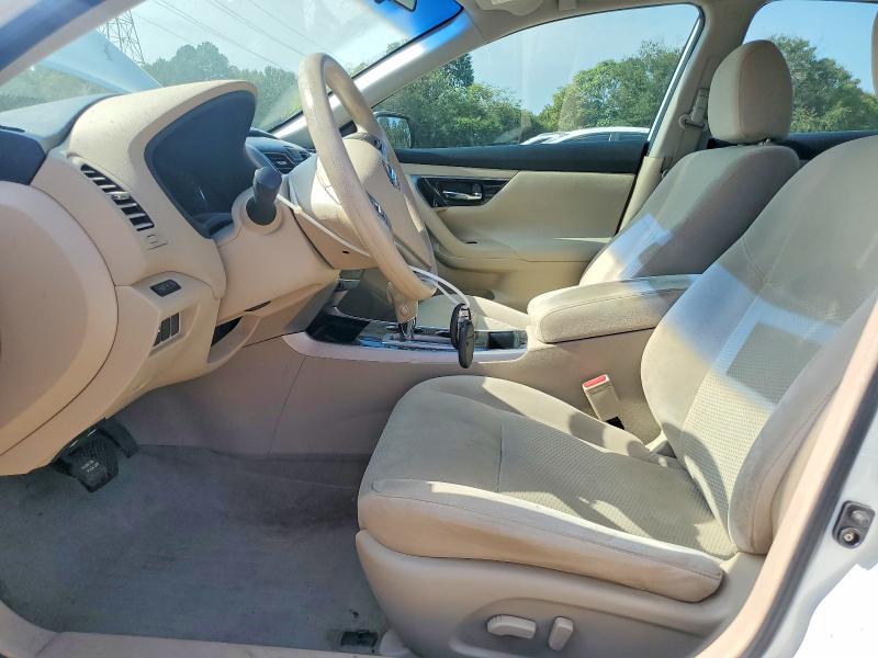 2014 Nissan Altima მანქანა იყიდება აუქციონზე, vin: 1N4AL3AP1EN243597, აუქციონის ნომერი: 68971076