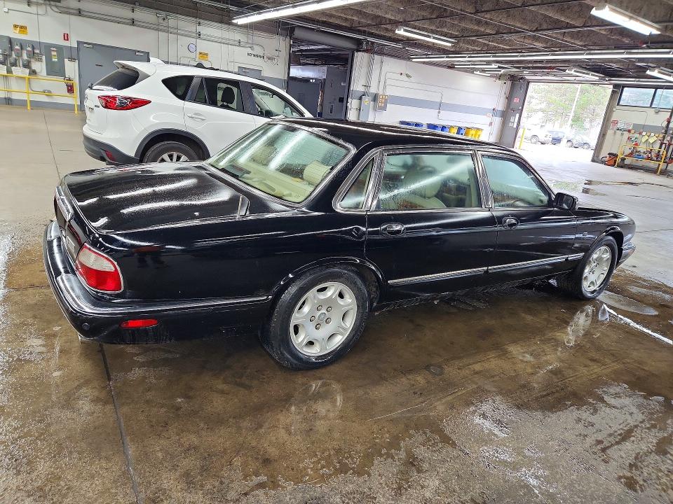 Auction sale of the 2003 Jaguar Vandenplas, vin: SAJDA24C23LF55943        , lot number: 65406436