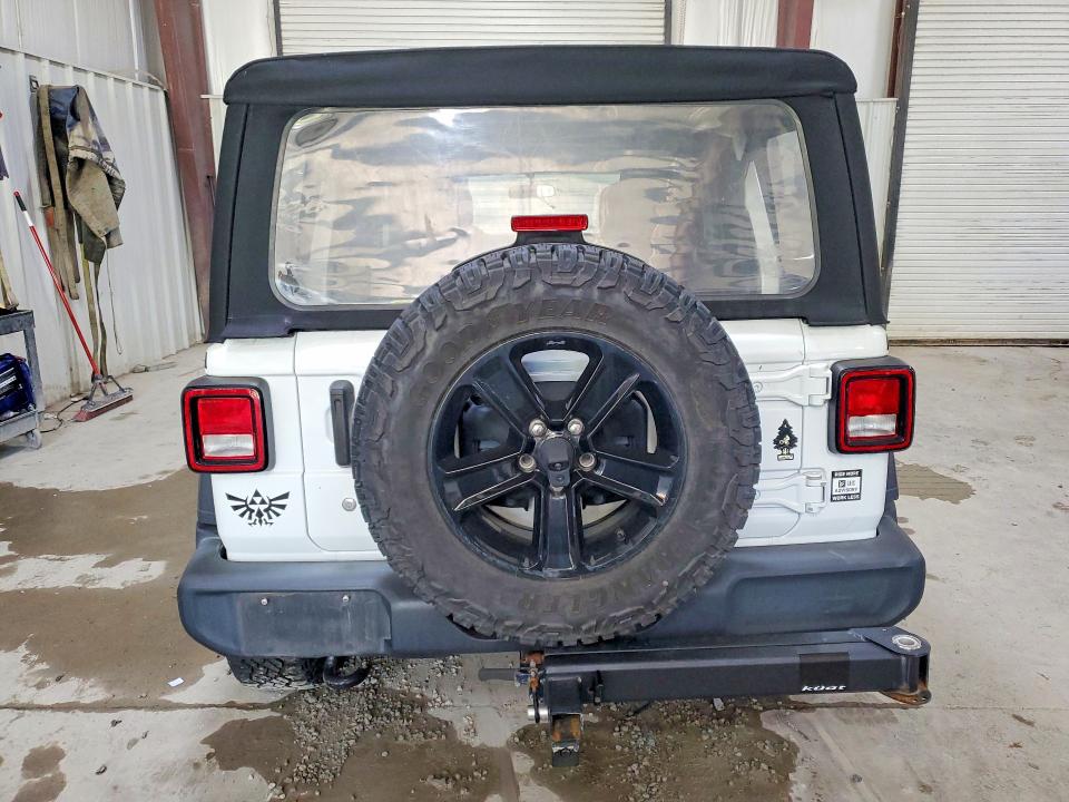 68929666 :رقم المزاد ، 1C4HJXDG8KW665759 vin ، 2019 Jeep Wrangler Unlimited مزاد بيع