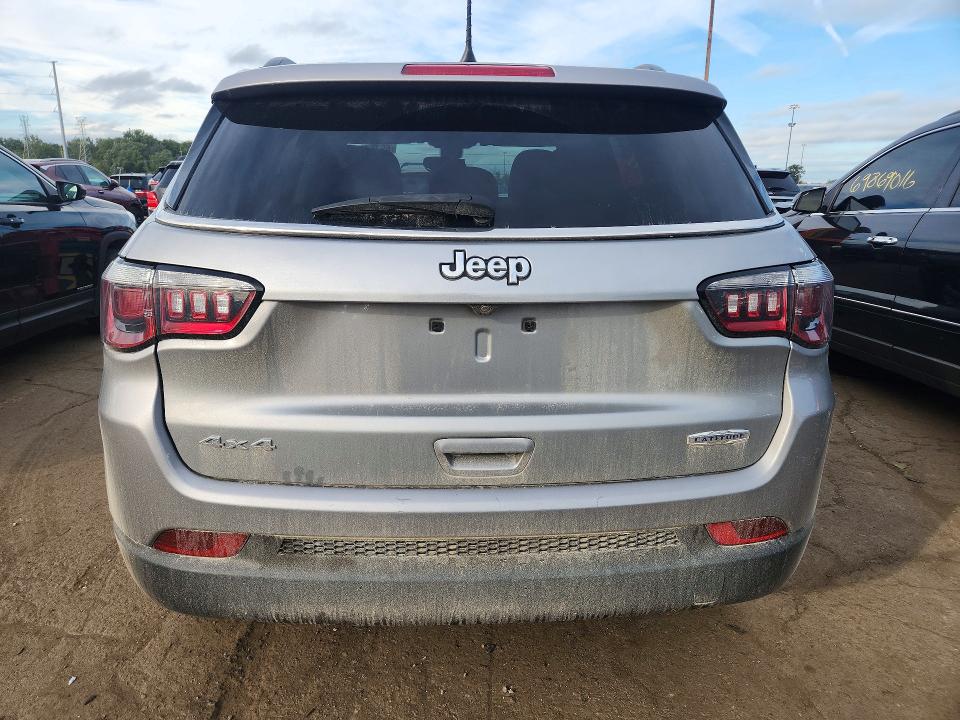 69754856 :رقم المزاد ، 3C4NJDBB8LT117289 vin ، 2020 Jeep Compass مزاد بيع