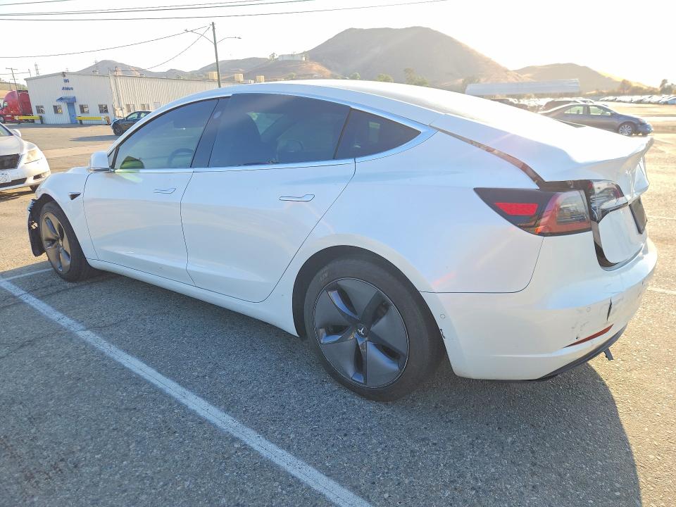 2019 Tesla Model 3 მანქანა იყიდება აუქციონზე, vin: 5YJ3E1EA1KF483721, აუქციონის ნომერი: 69787346
