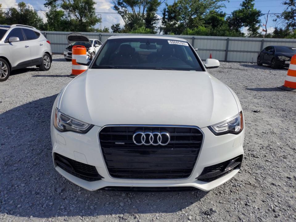 69686726 :رقم المزاد ، WAUHGAFR8HA000504 vin ، 2017 Audi A5 مزاد بيع