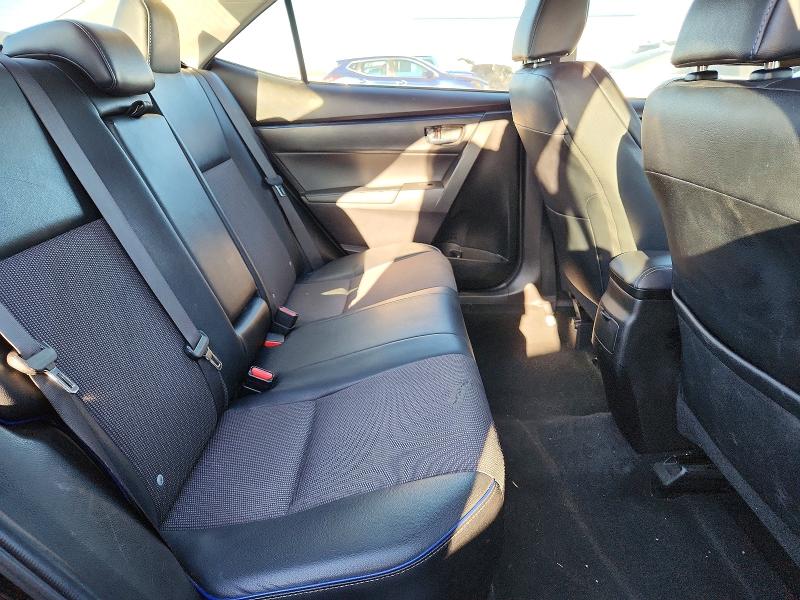 70912806 :رقم المزاد ، 5YFBURHE8HP601790 vin ، 2017 Toyota Corolla مزاد بيع