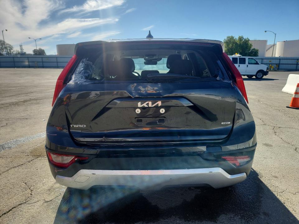2026 Kia Niro მანქანა იყიდება აუქციონზე, vin: KNDCP3LE5T5363600, აუქციონის ნომერი: 68443806