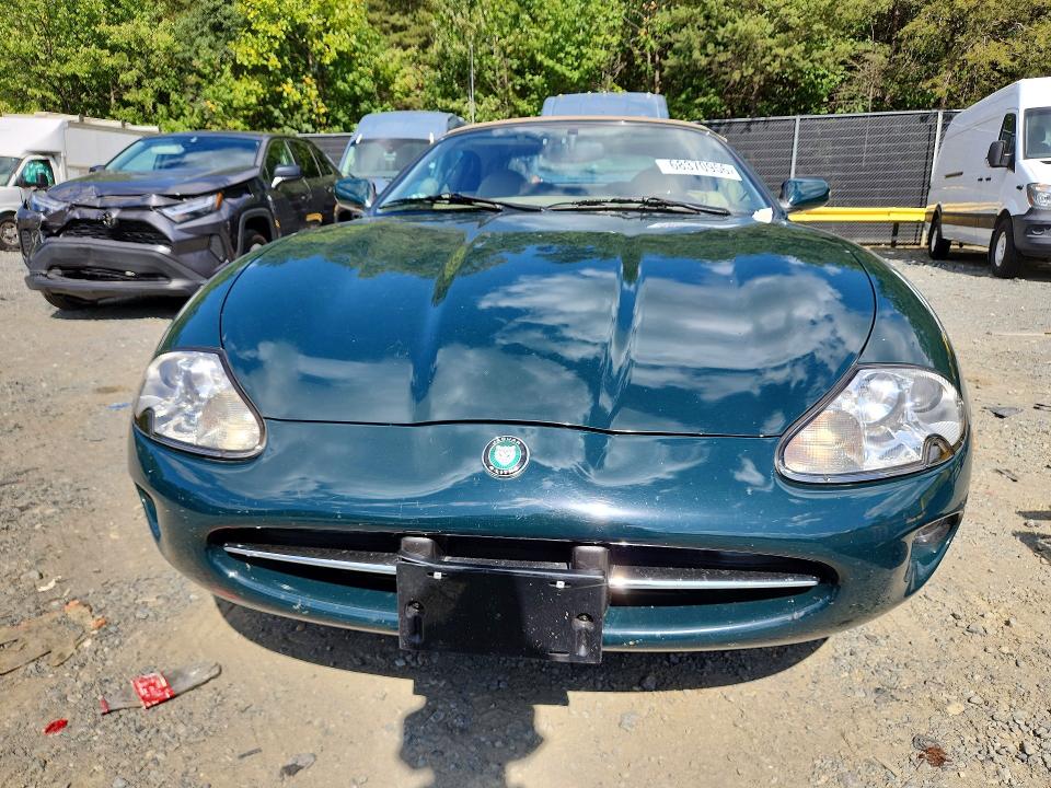 1999 Jaguar Xk8 მანქანა იყიდება აუქციონზე, vin: SAJGX2040XC042056, აუქციონის ნომერი: 68370956