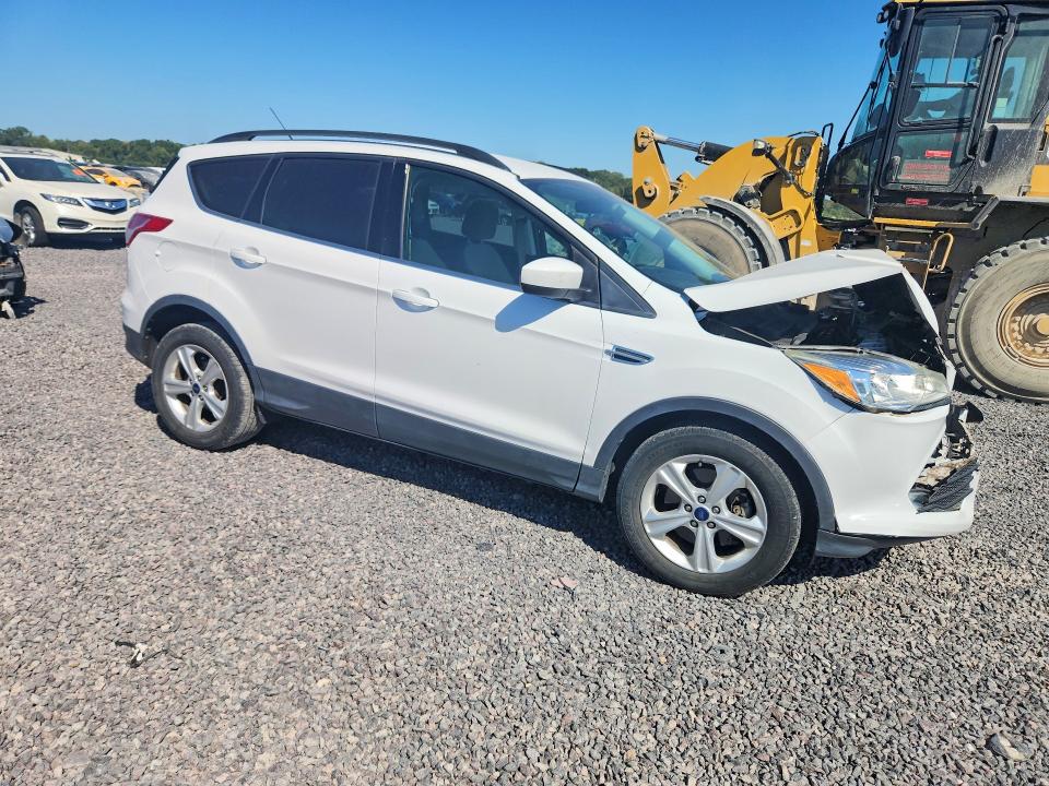 Продаж на аукціоні авто 2015 Ford Escape, vin: 1FMCU9GX7FUA18324, номер лоту: 67633296