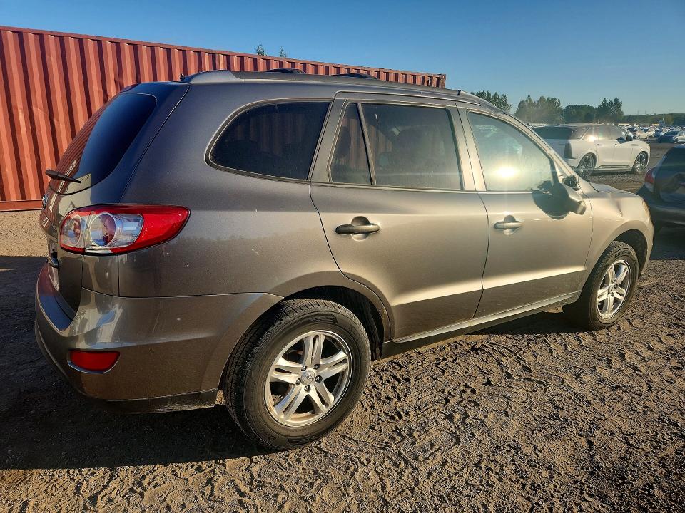 2012 Hyundai Santa Fe მანქანა იყიდება აუქციონზე, vin: 5XYZG4AGXCG113331, აუქციონის ნომერი: 69024696