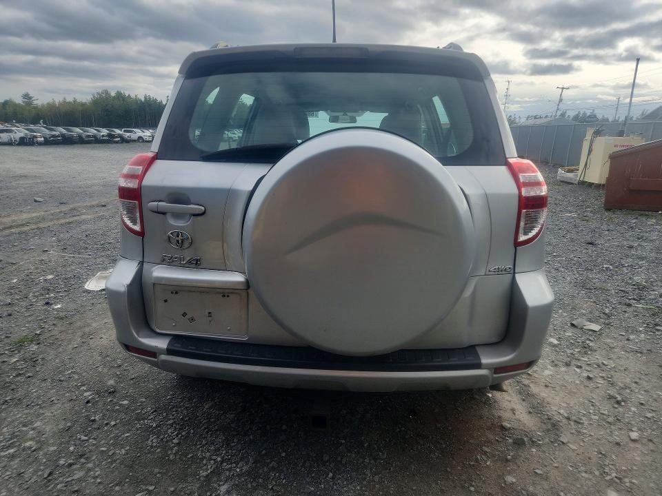 68032656 :رقم المزاد ، 2T3BF4DVXCW202493 vin ، 2012 Toyota Rav4 مزاد بيع