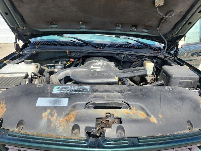 66533676 :رقم المزاد ، 3GNFK16Z02G353800 vin ، 2002 Chevrolet Suburban مزاد بيع