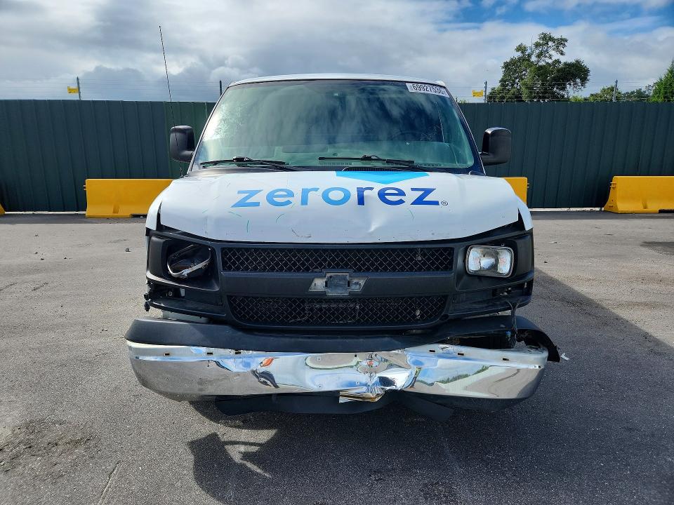 69927536 :رقم المزاد ، 1GCHG39K591104138 vin ، 2009 Chevrolet Express G3500 مزاد بيع