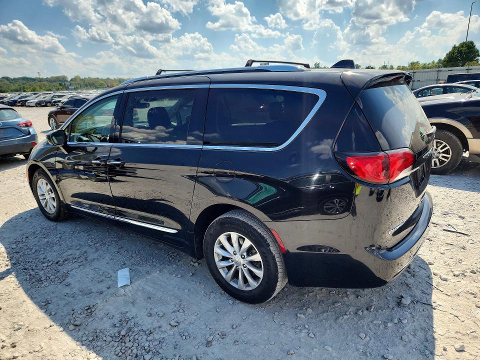Продажа на аукционе авто 2019 Chrysler Pacifica, vin: 2C4RC1BG9KR704799, номер лота: 67618566