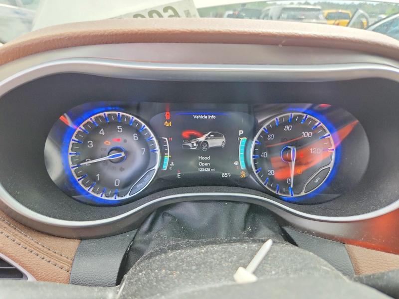Продажа на аукционе авто 2017 Chrysler Pacifica, vin: 2C4RC1GG3HR705481, номер лота: 69844646