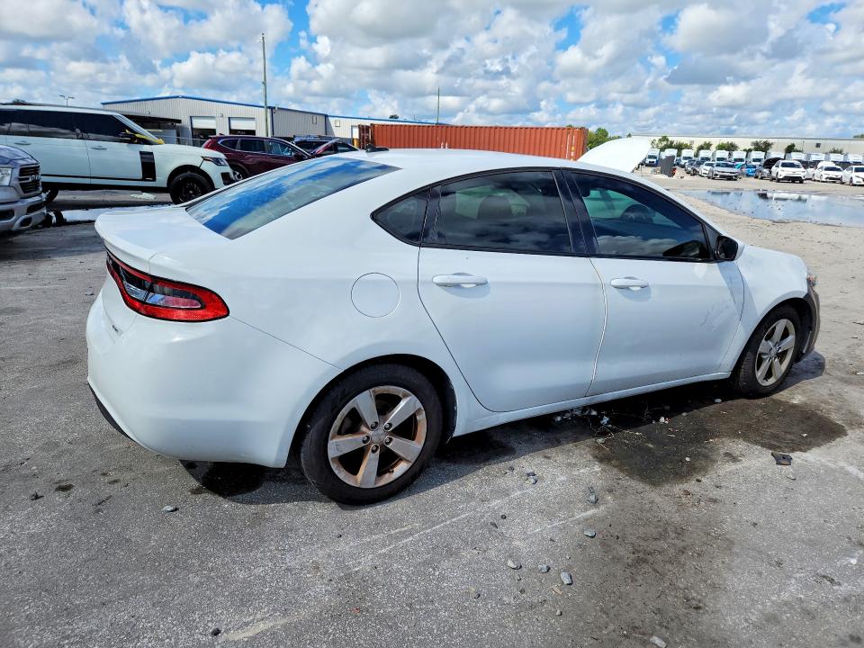 68251026 :رقم المزاد ، 1C3CDFBB0FD141708 vin ، 2015 Dodge Dart مزاد بيع
