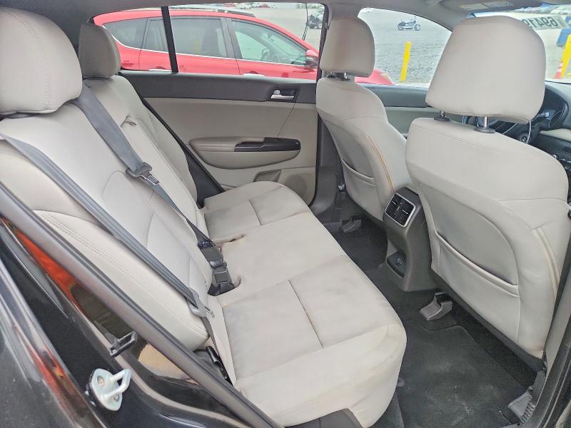 69419316 :رقم المزاد ، KNDPMCAC7H7032833 vin ، 2017 Kia Sportage مزاد بيع