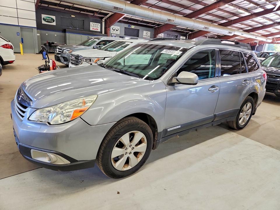70237296 :رقم المزاد ، 4S4BRBGC7A3339103 vin ، 2010 Subaru Outback مزاد بيع