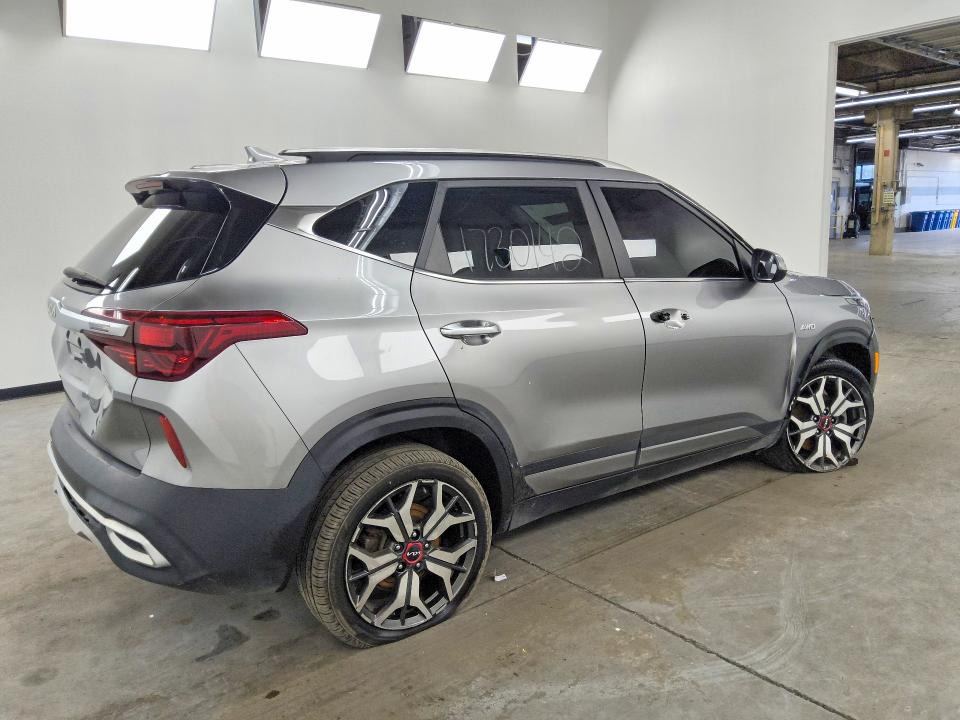 66096726 :رقم المزاد ، KNDETCA20N7236600 vin ، 2022 Kia Seltos مزاد بيع