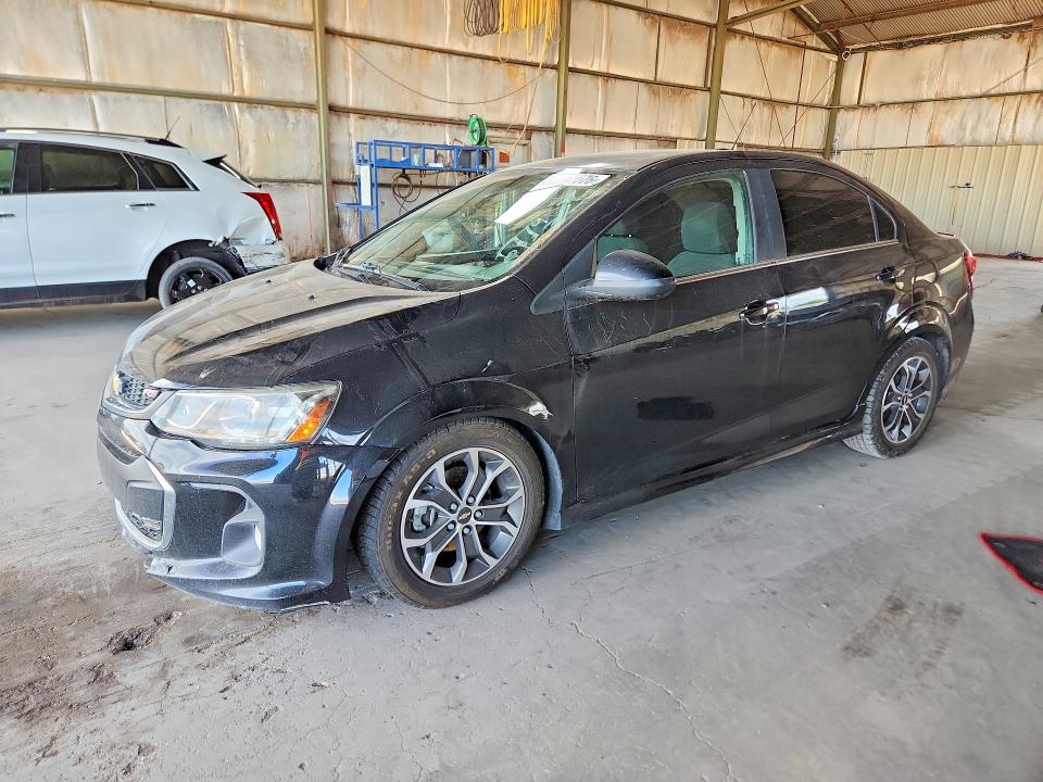 66779576 :رقم المزاد ، 1G1JD5SH0H4158487 vin ، 2017 Chevrolet Sonic مزاد بيع